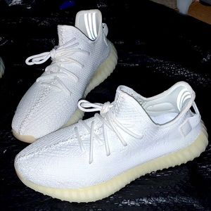 Yeezy 350 V2 triple white. Very clean. Size 9.5